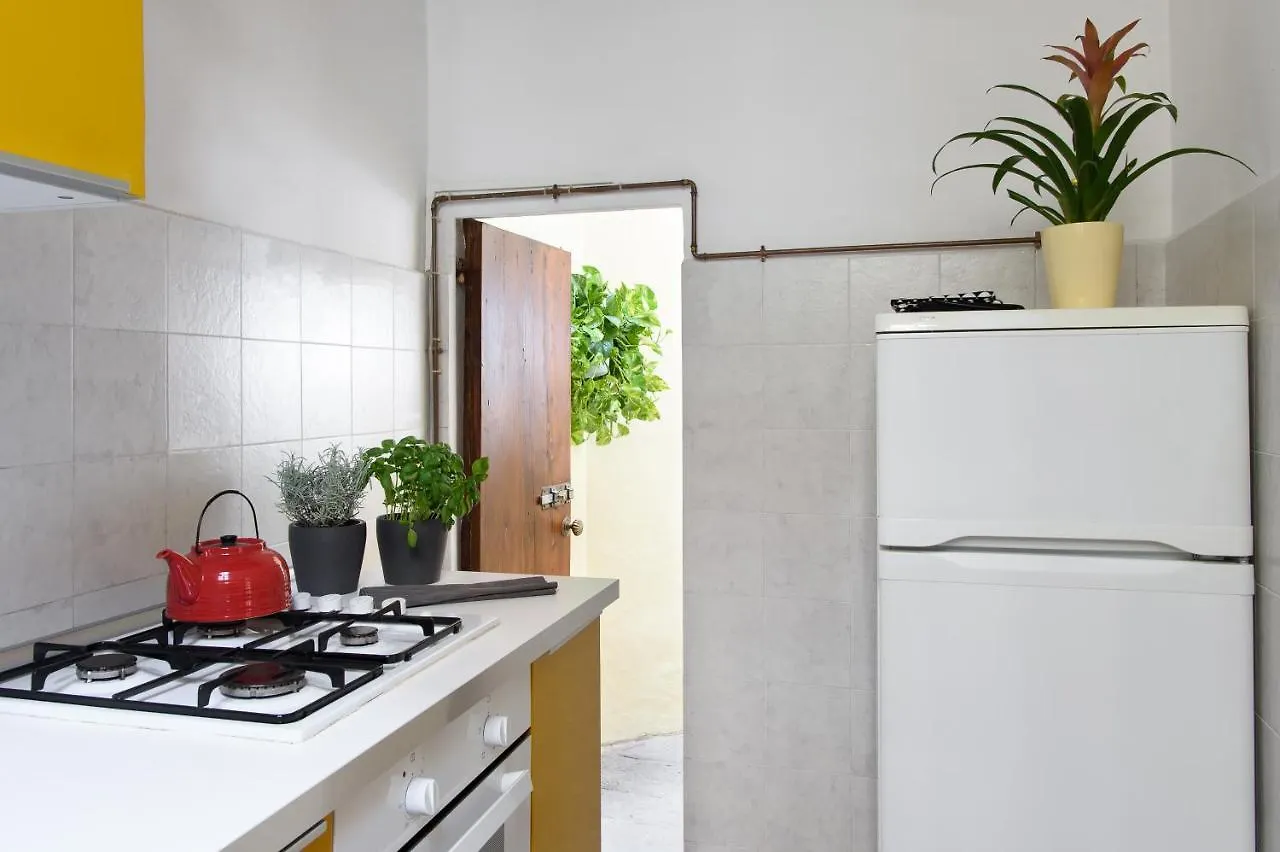 La Gabbia Del Grillo Apartments & Suites Floransa