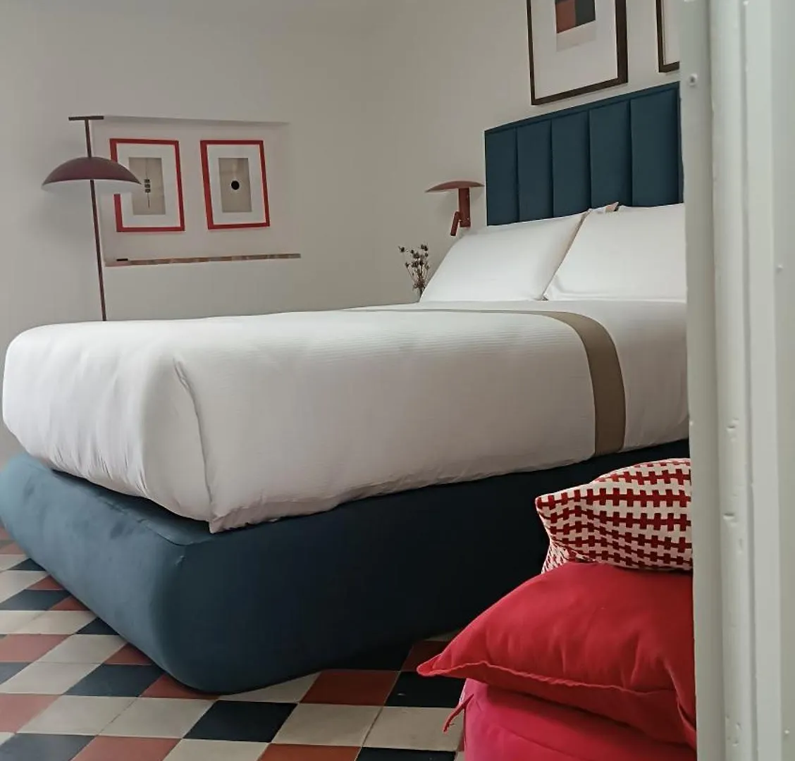 La Gabbia Del Grillo Apartments & Suites Floransa
