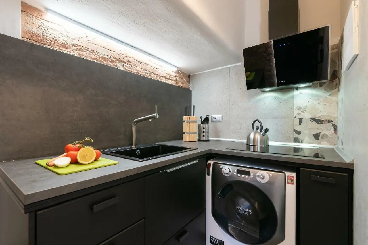 La Gabbia Del Grillo Apartments & Suites Floransa 0*,